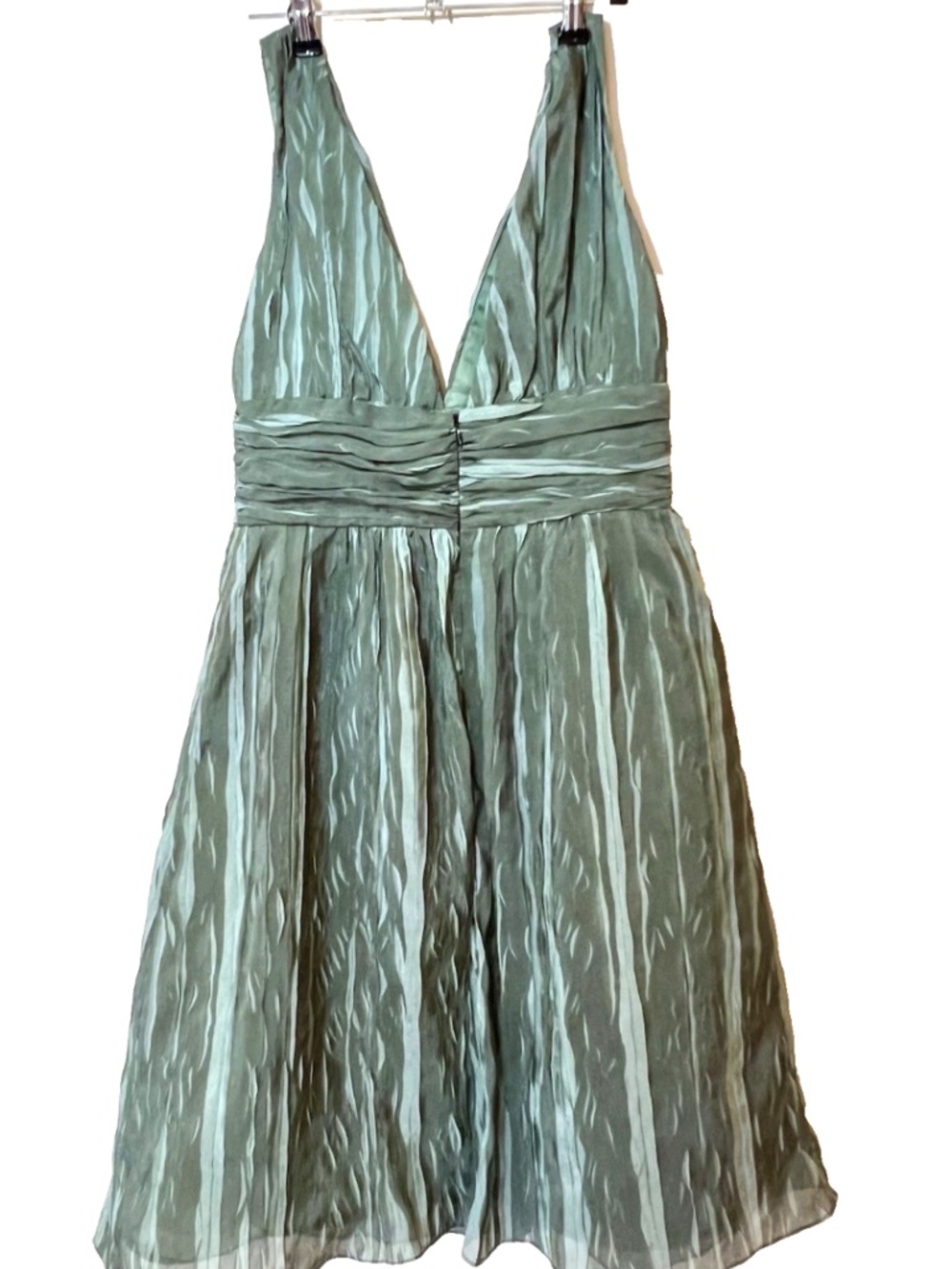 Kay Unger Metallic Sage Green Pleated V-Neck Cocktail Dress Size 6P - Picture 3 of 4